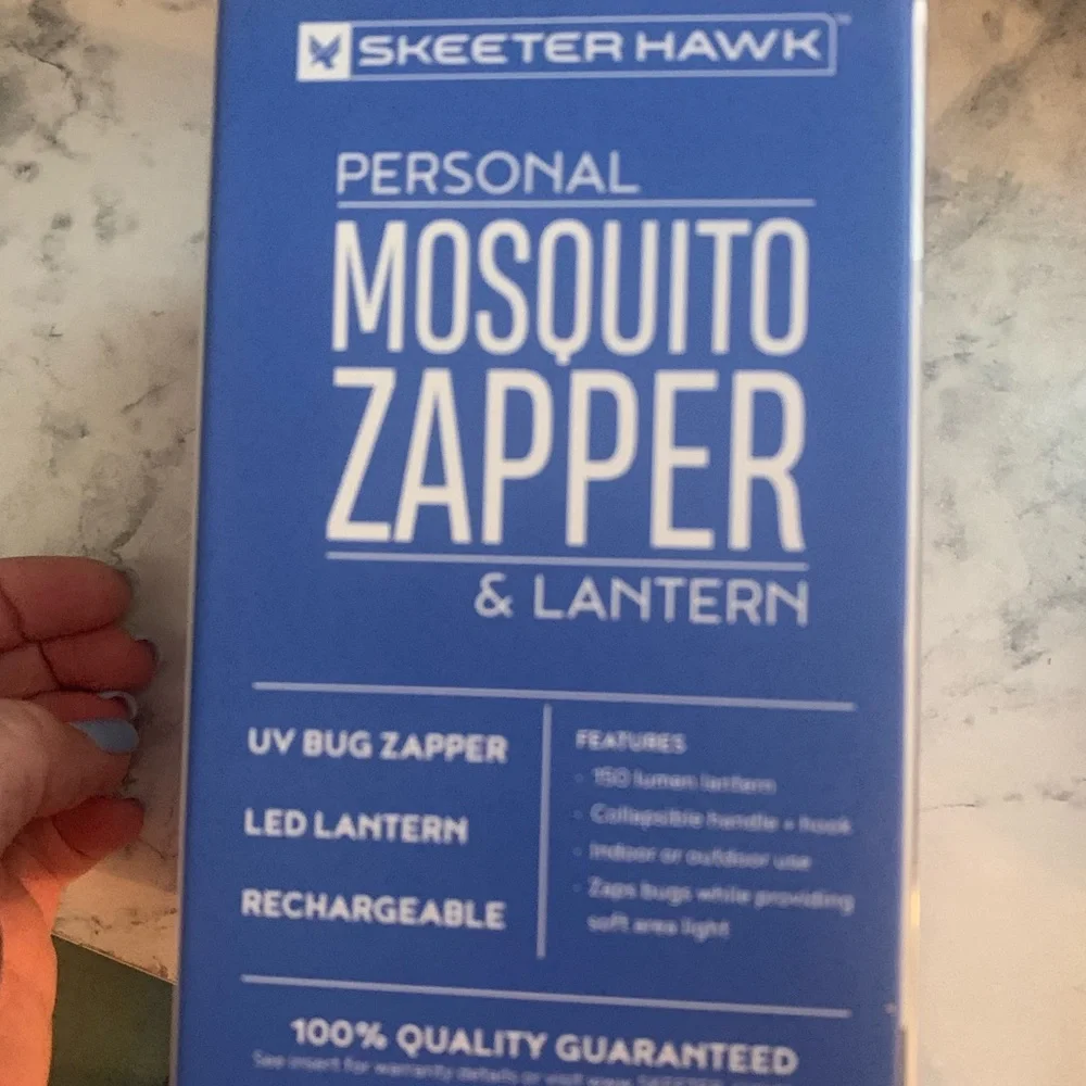 NIB MOSQUITO ZAPPER LANTERN USB CHARGING